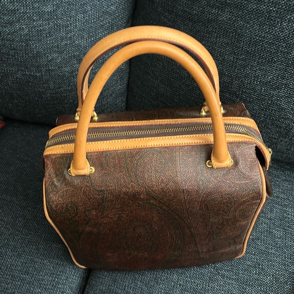 ETRO Milano - Picture 3 of 14